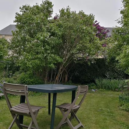 Maison Entre Terre Et *