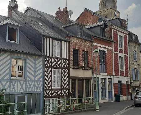 Maison Entre Terre Et Nyaraló