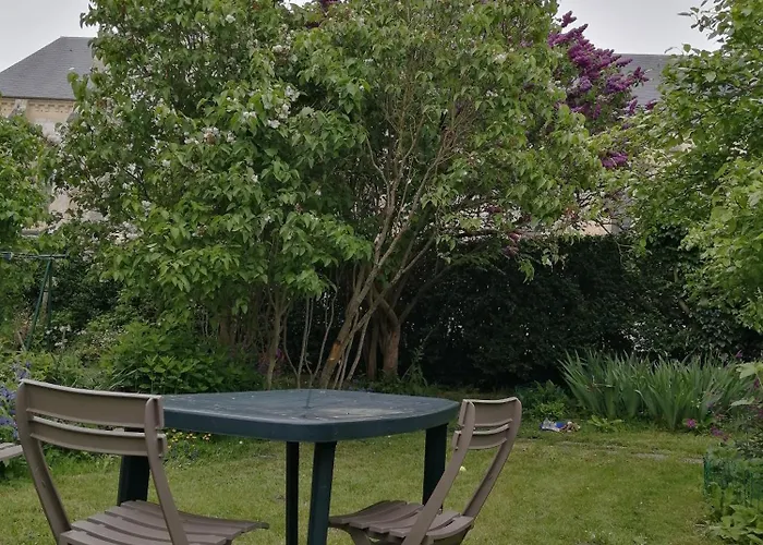 Maison Entre Terre Et *